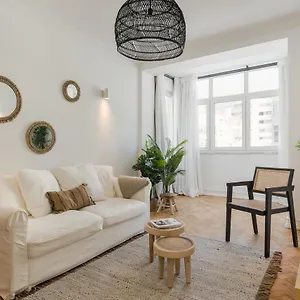  Apartamento Casa Boma - Shining & Spacious With Balcony - Alvalade I Portugal